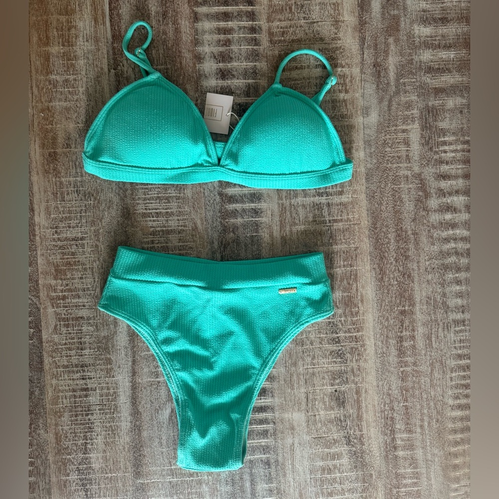 New with tags! High Waisted Bikini Set